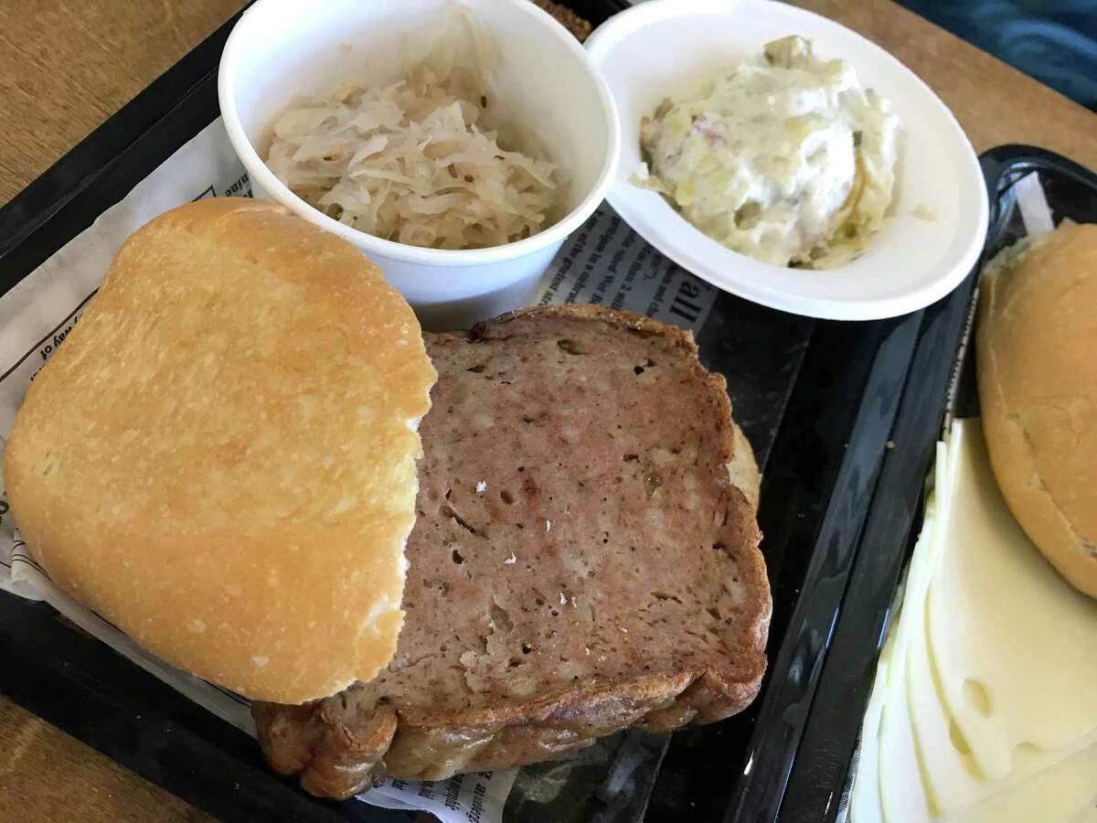 Your guide to New Braunfels’ German food and beer with 8 great Texas