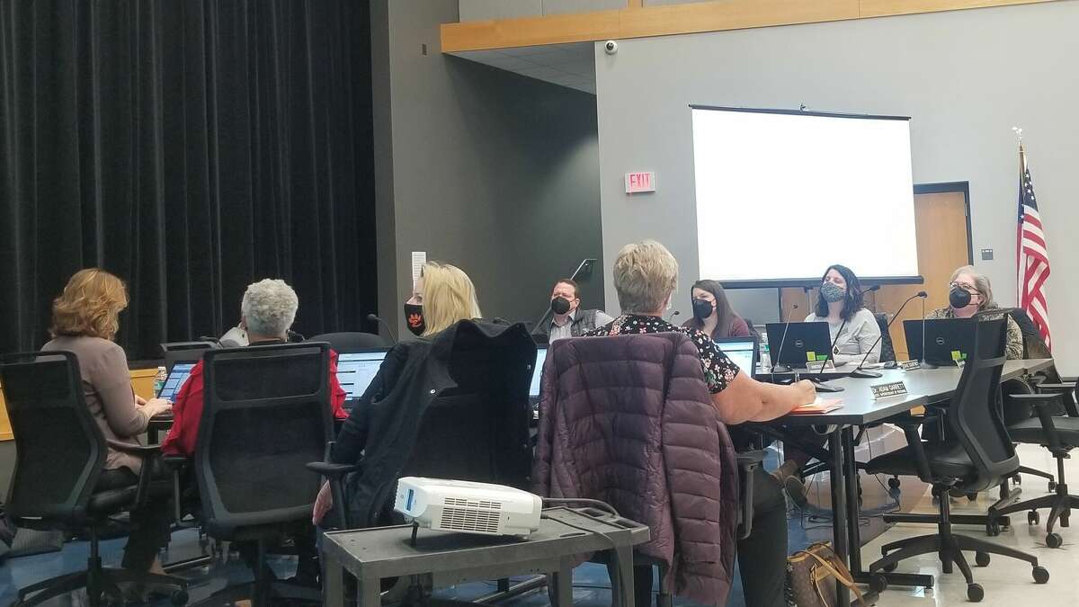 The District 7 Board of Education held their monthly workshop session on Monday, Feb. 14.