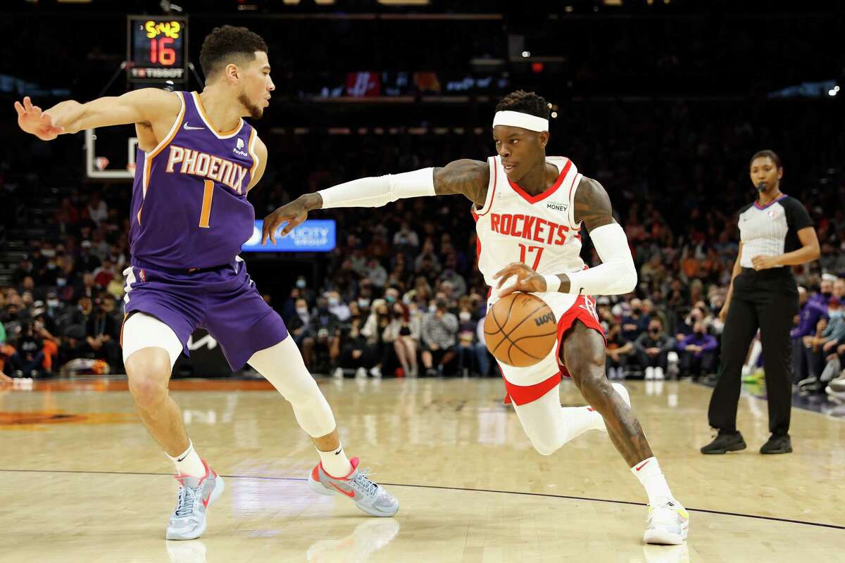 Rockets guard Dennis Schröder (17) had a team-high 23 points and nine assists against the Suns and former teammate Chris Paul.