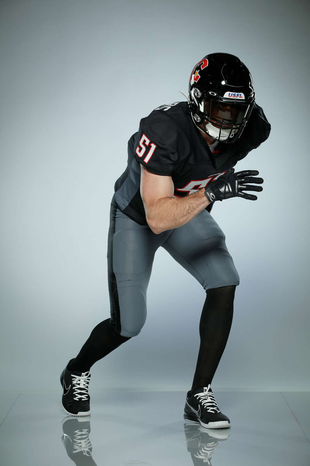 USFL's Houston Gamblers unveil uniforms for 2022 season