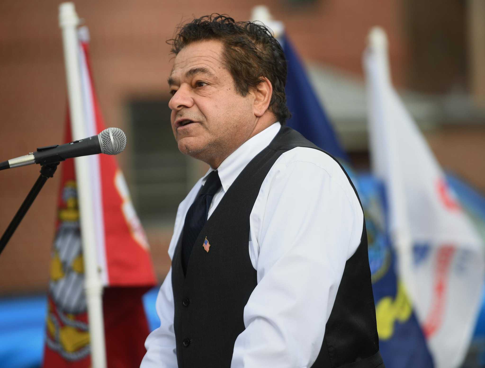 Ansonia mayor says he has no regrets after cursing out woman on Facebook - Vimarsana News