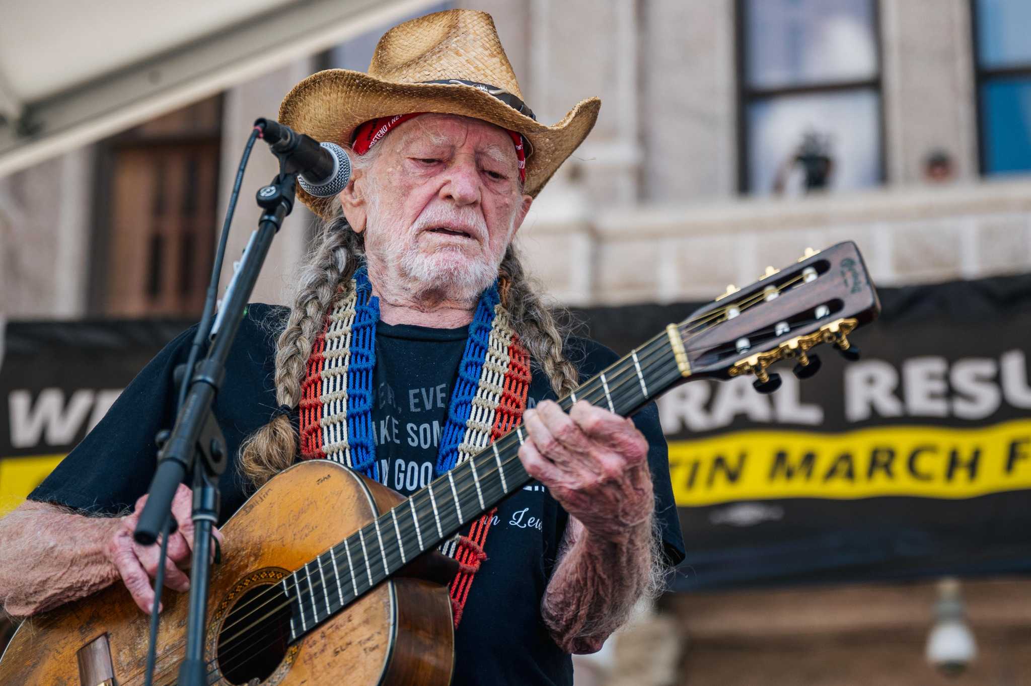 Willie Nelson, ZZ Top to perform in New Braunfels in 2023