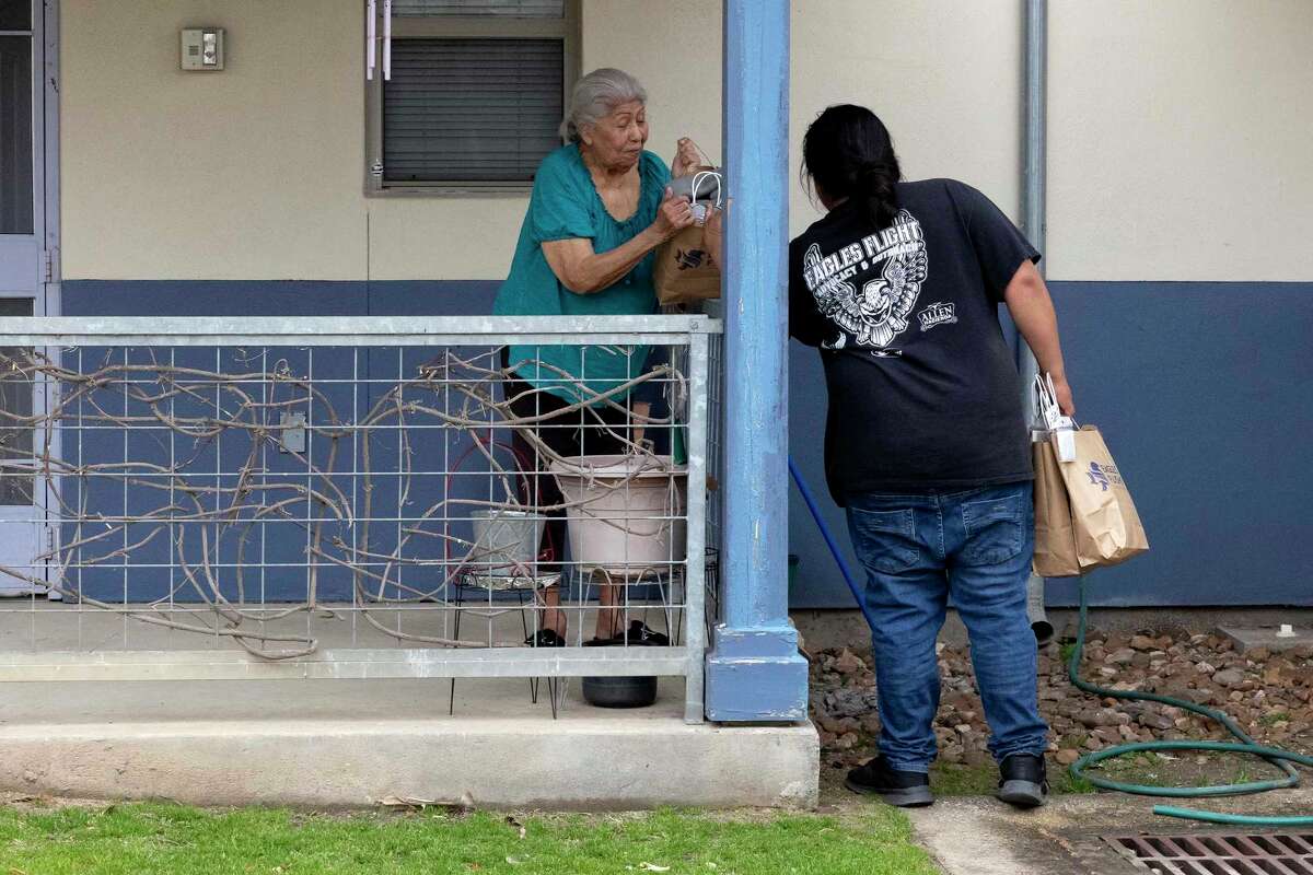 ‘They’re still in need’ San Antonio volunteers continue to help a year