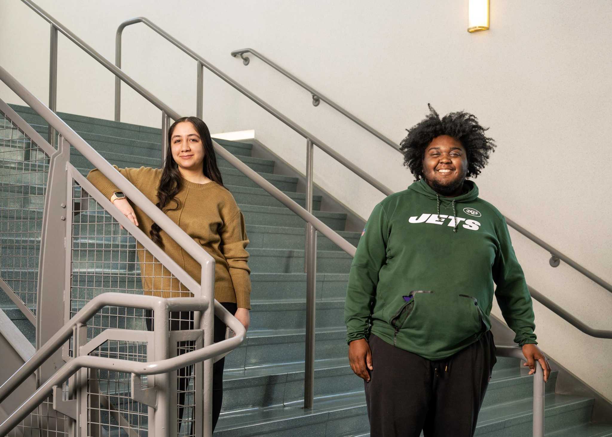 Connecticut college program helps alleviate school staffing shortages - Vimarsana News