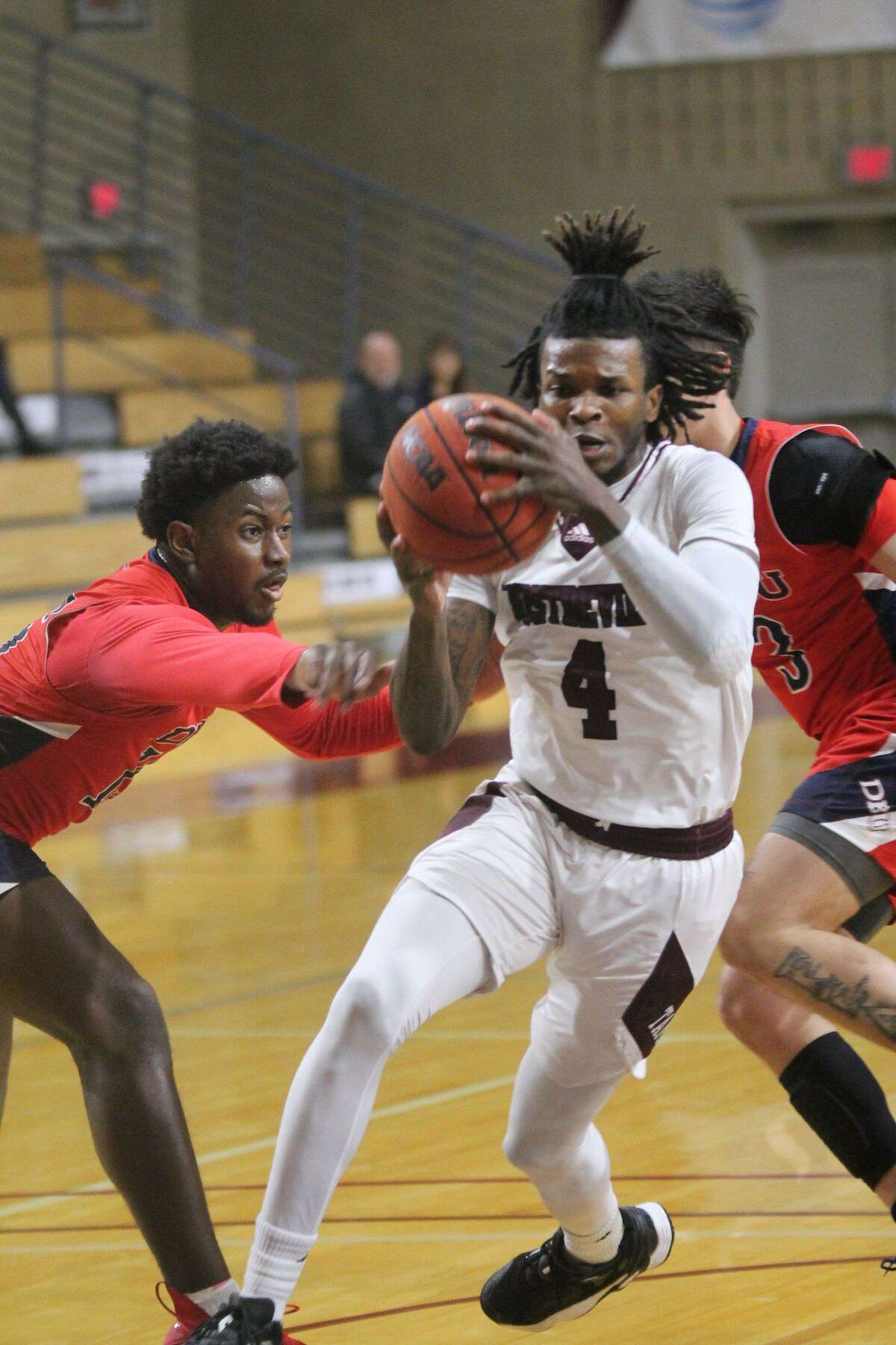 Greg Bowie II scored 19 points in Texas A&M International’s loss to Dallas Baptist on Thursday.