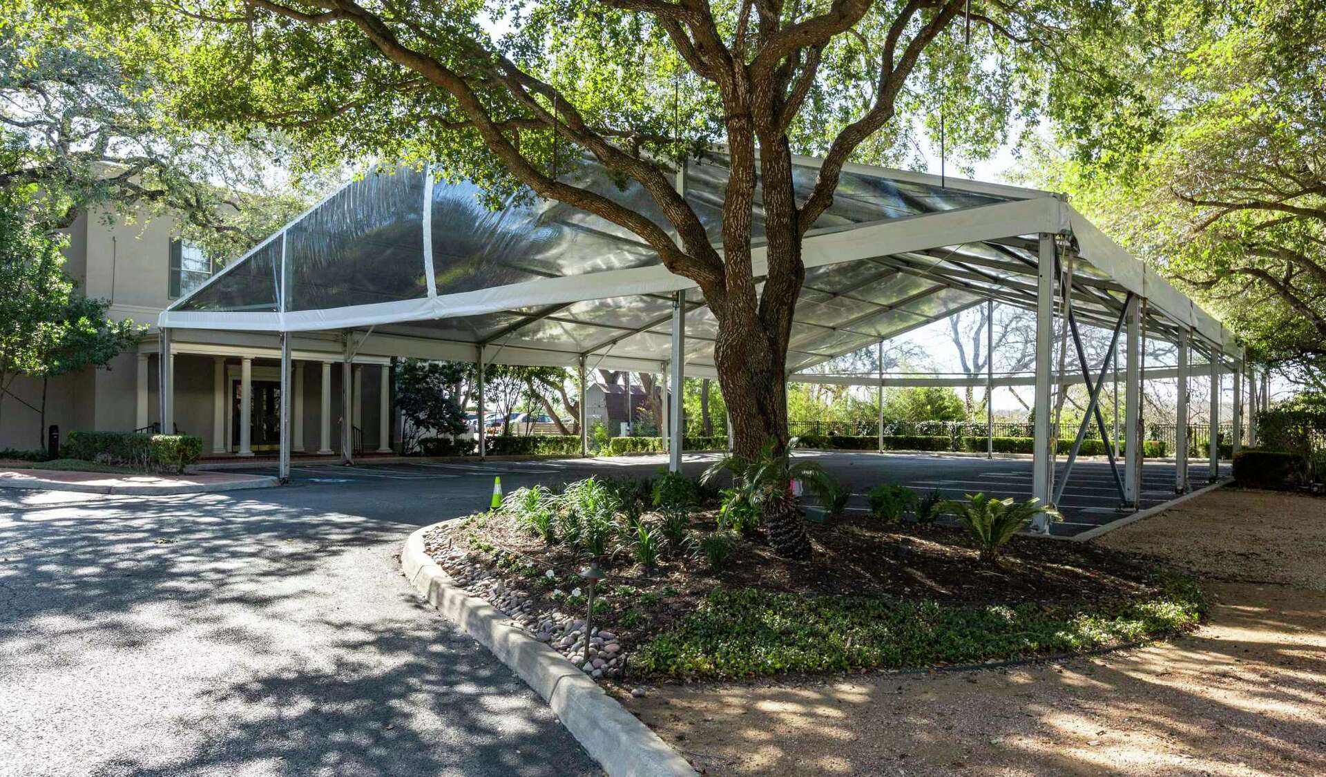 Argyle Club eyes construction at its historic Alamo Heights mansion