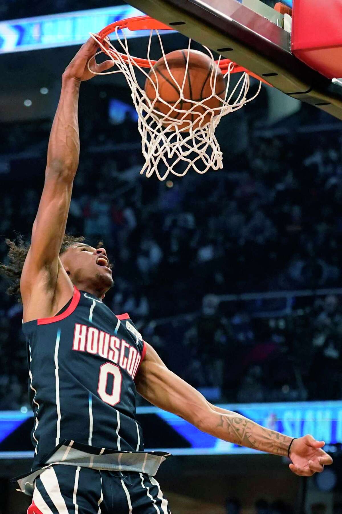 Jalen Greens Dunk Contest Brilliance A Showcase Of Gravity Defying Skill - zta1yxg