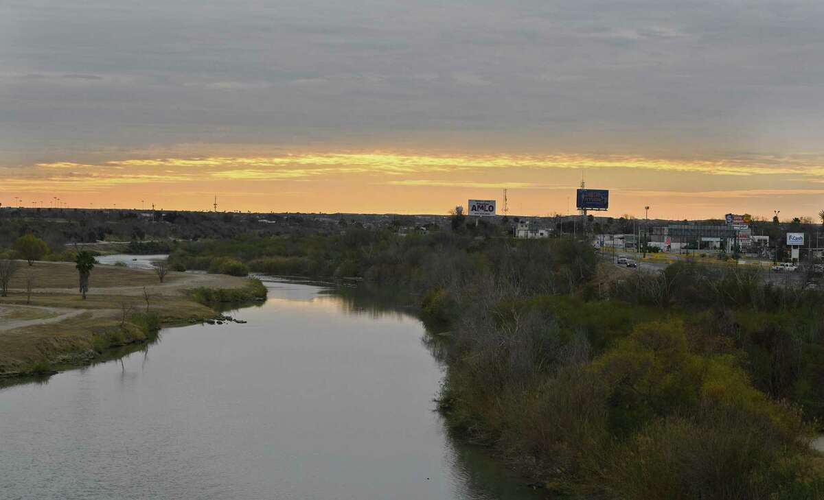 Photos of the Rio Grande between Laredo and Nuevo Laredo.