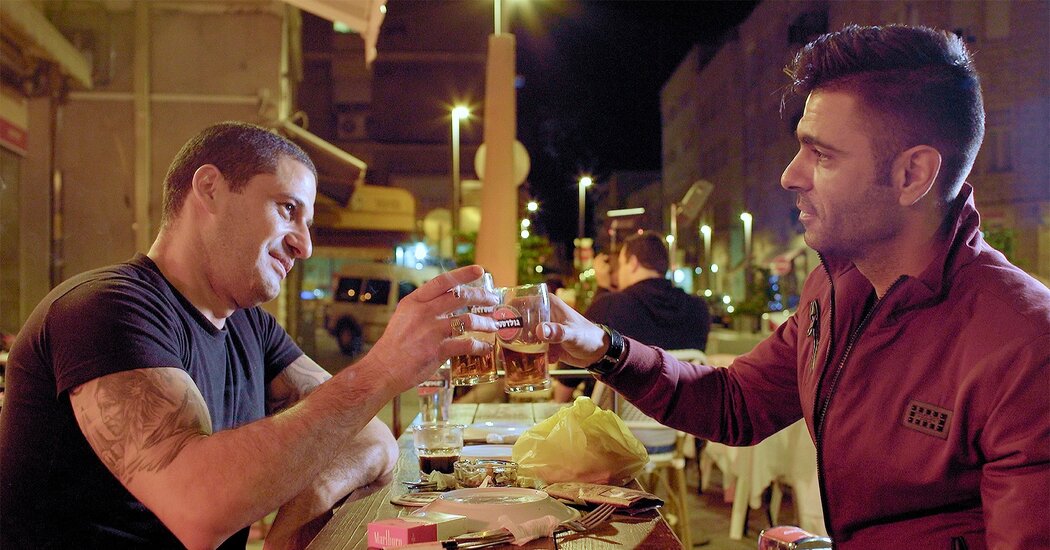 Observations in 'Breaking Bread' are stale but food is mouthwatering - Vimarsana News