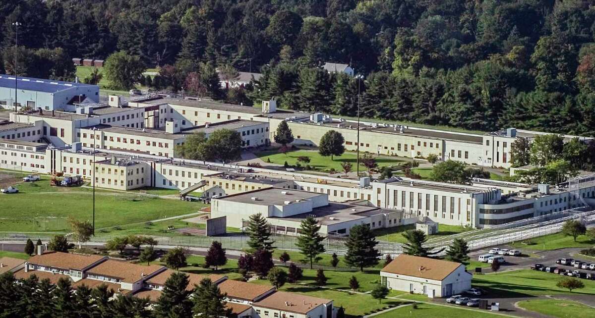 Women's prison danbury ct