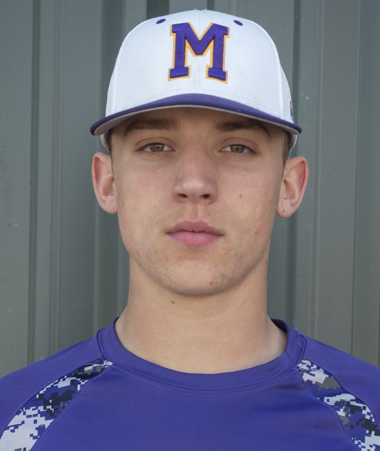 HS BASEBALL Bulldogs run rule Central with hot start