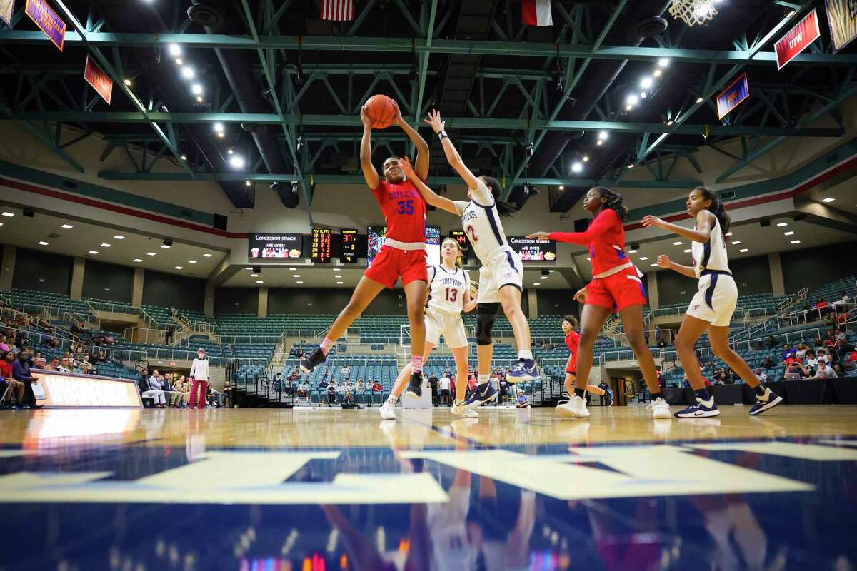 Dulles is among the Houston-area girls basketball teams competing in regional tournaments later this week.