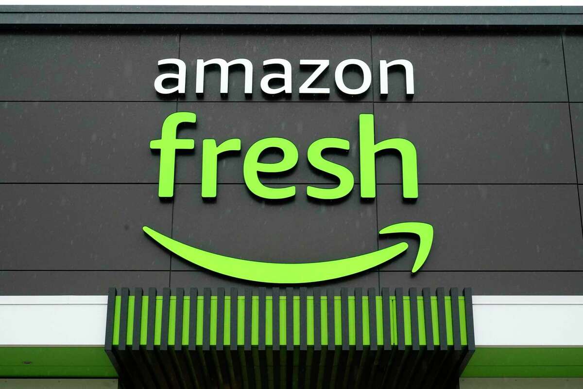 Supply chain issues have delayed the opening of Connecticut’s first Amazon Fresh supermarket in a Brookfield shopping center, officials say.