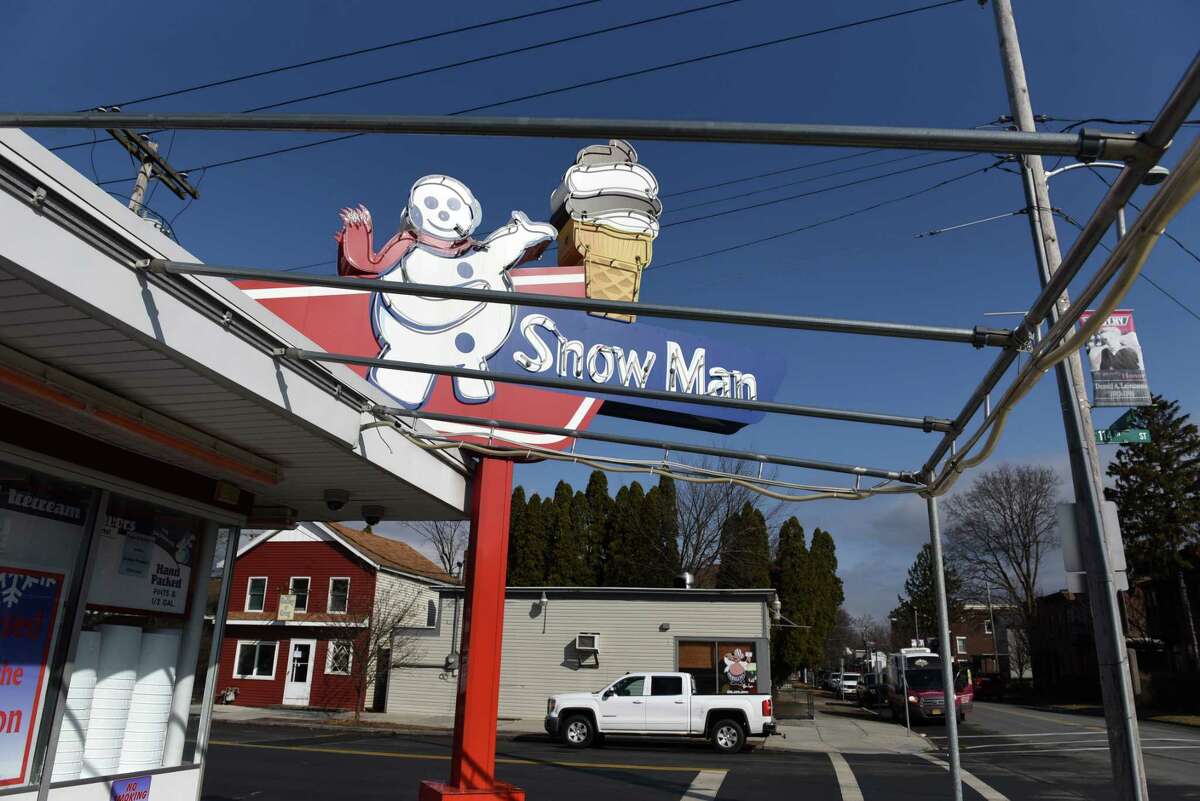 New owners to dish out Snowman delights in Troy