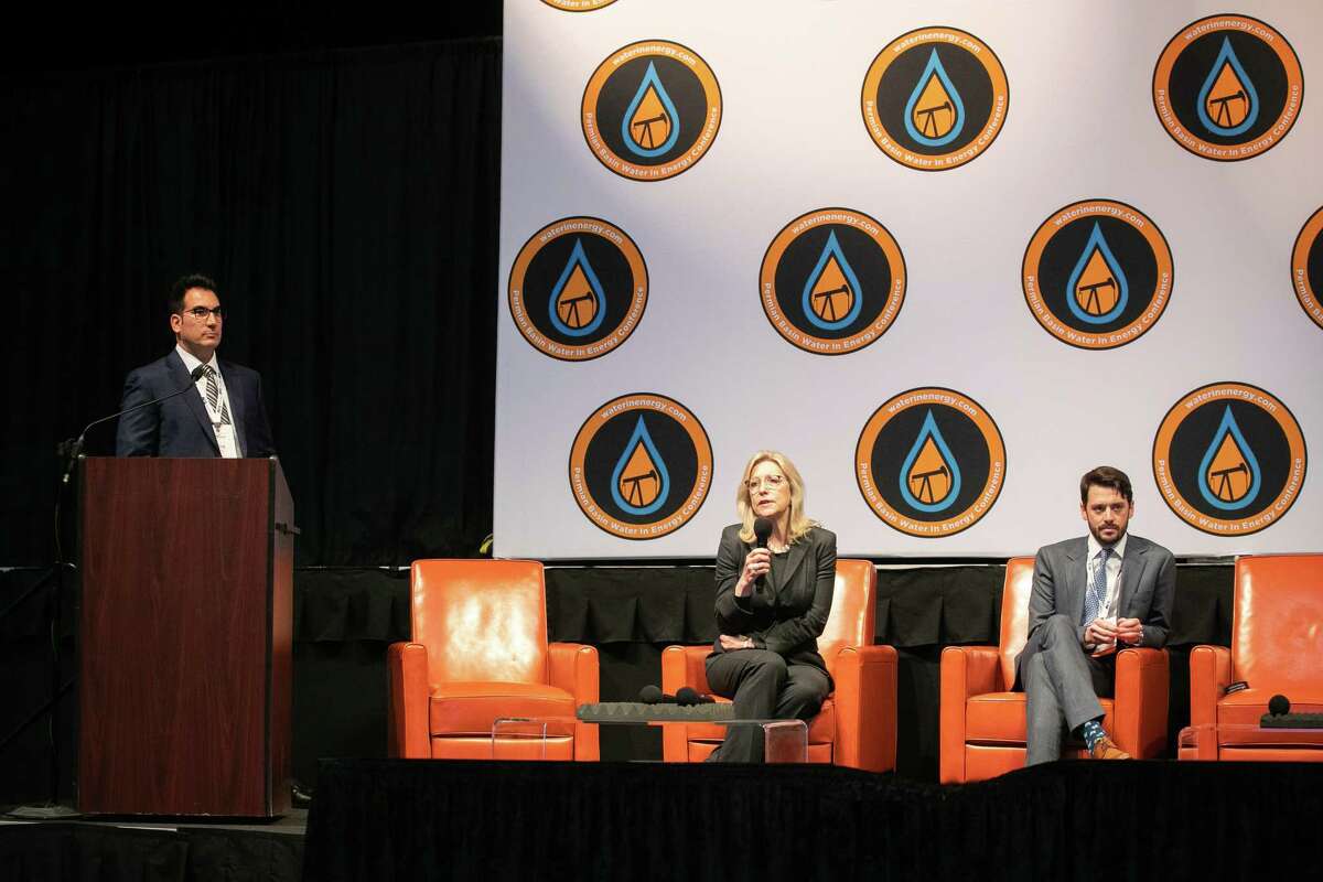 From left, Doug White with NGL moderates a panel discussion featuring Amanda Brock of Aris and Jon VandenBrand of Western Midstream during the Permian Basin Water In Energy Conference February 23, 2022 at Horseshoe Pavilion in Midland. The conference runs through Thursday and features more than two dozen speakers and 400 registered participants. Photo Credit: The Oilfield Photographer, Inc.