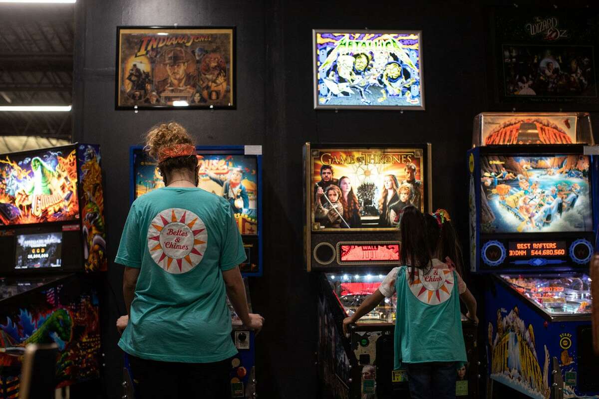 Pinball club for women, Belles & Chimes, fighting the boys’ club with