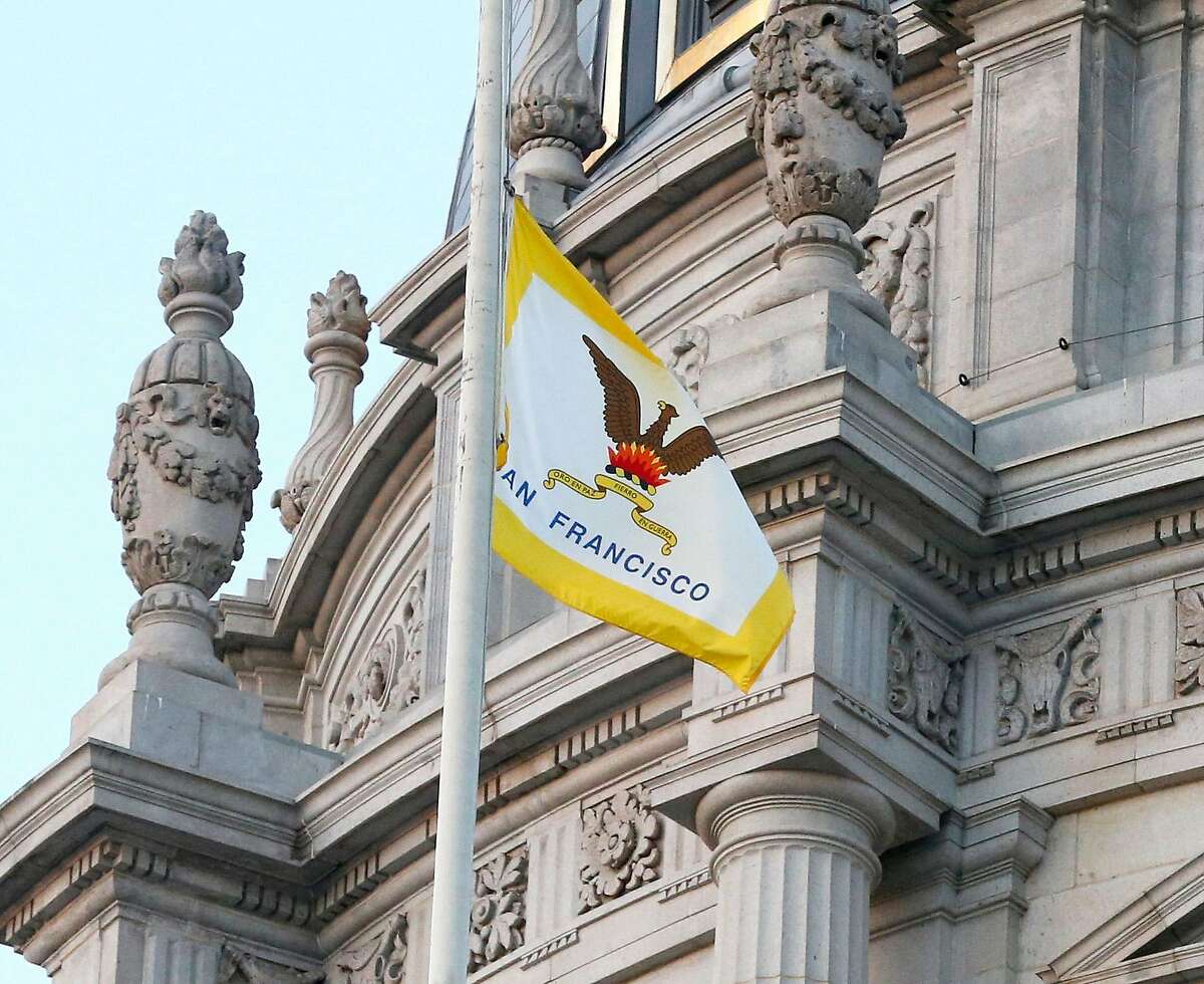 The current San Francisco flag flies over City Hall in 2015.