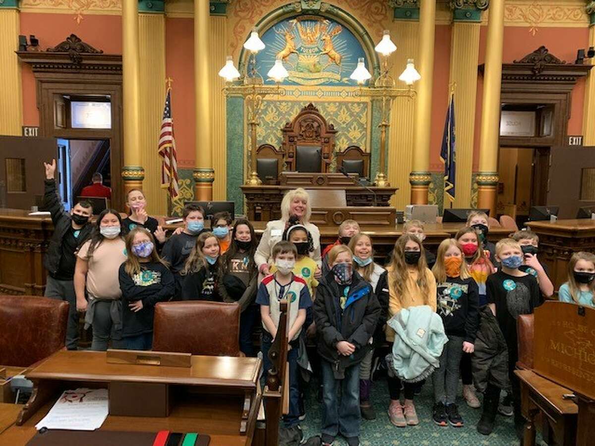 Rep. Annette Glenn welcomed three classes from Pine River Elementary of Bullock Creek Public Schools on Thursday, Feb. 24, 2022 on the floor of the Michigan House of Representatives in Lansing.