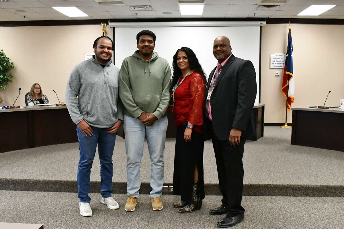 Sarah Wallace was named the new principal of North Elementary Tuesday night (Feb. 22, 2022) during a regular Plainview ISD School Board meeting. She was joined by her family for the announcement. Pictured L-R: Marc Wallace, Christian Wallace, Sarah Wallace and Rodney Wallace (not pictured: Jordan Wallace)