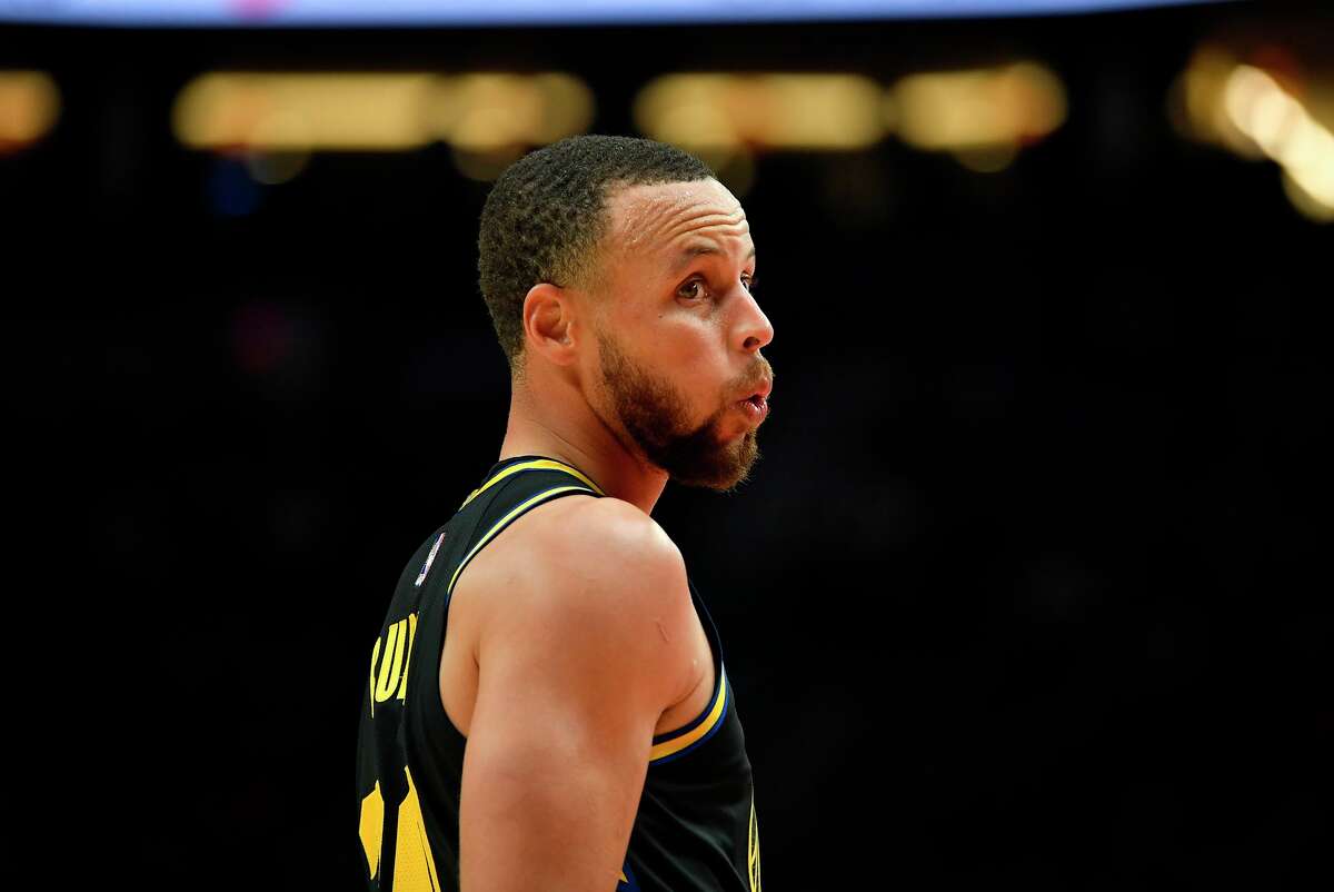 The Warriors’ Stephen Curry had a big passing night against Portland. “I was just trying to make simple, easy plays,” he said.