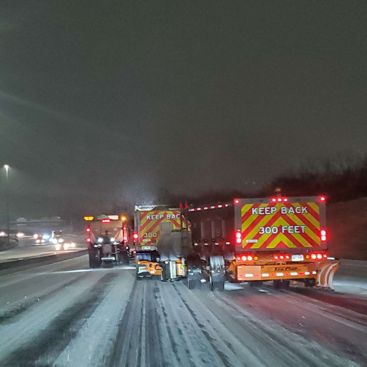 Live updates: Officials urge drivers to stay off icy CT roads
