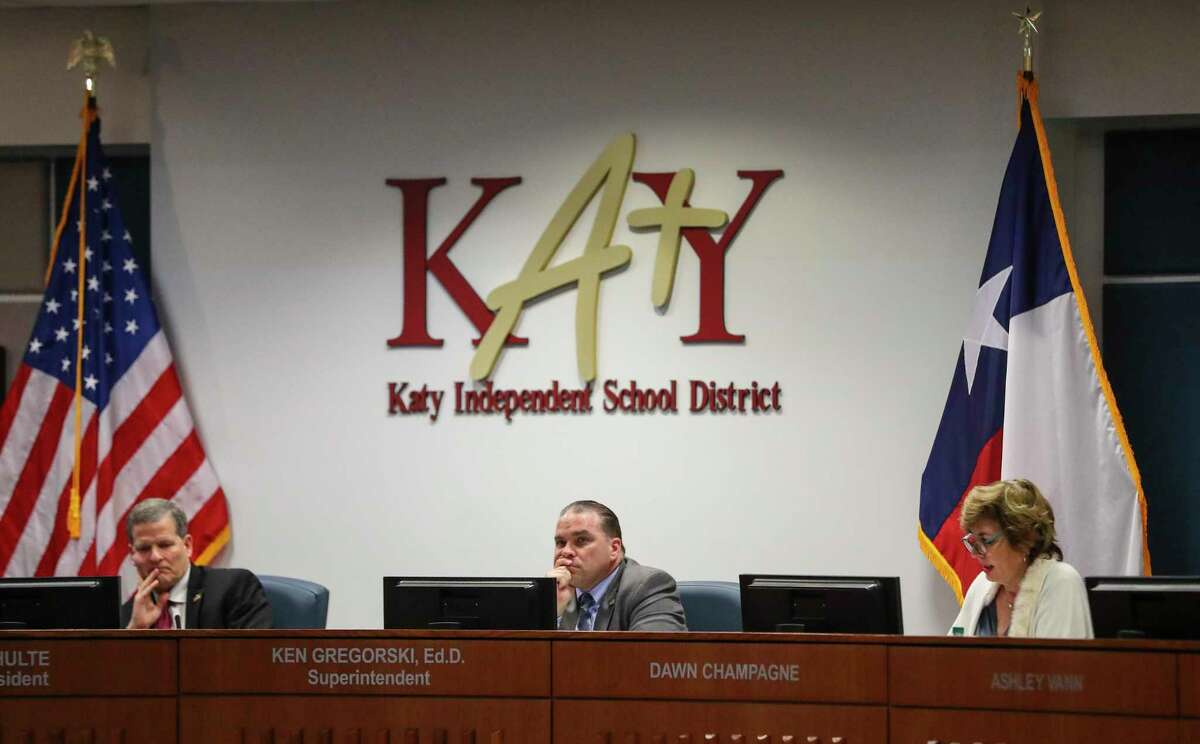 Katy ISD board strips trustee of position, reprimands another over