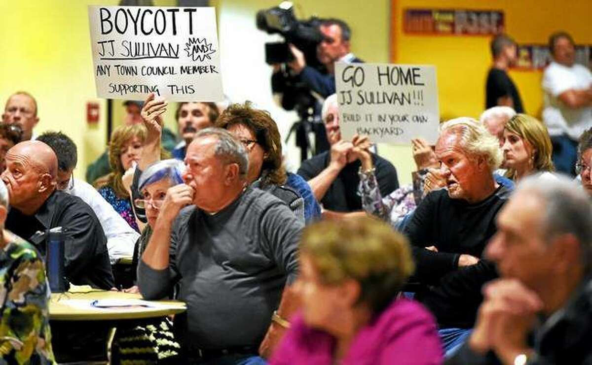 Residents protest the proposed J.J. Sullivan bulk propane storage tanks in North Branford during a Town Council meeting Tuesday. Peter Hvizdak — New Haven Register