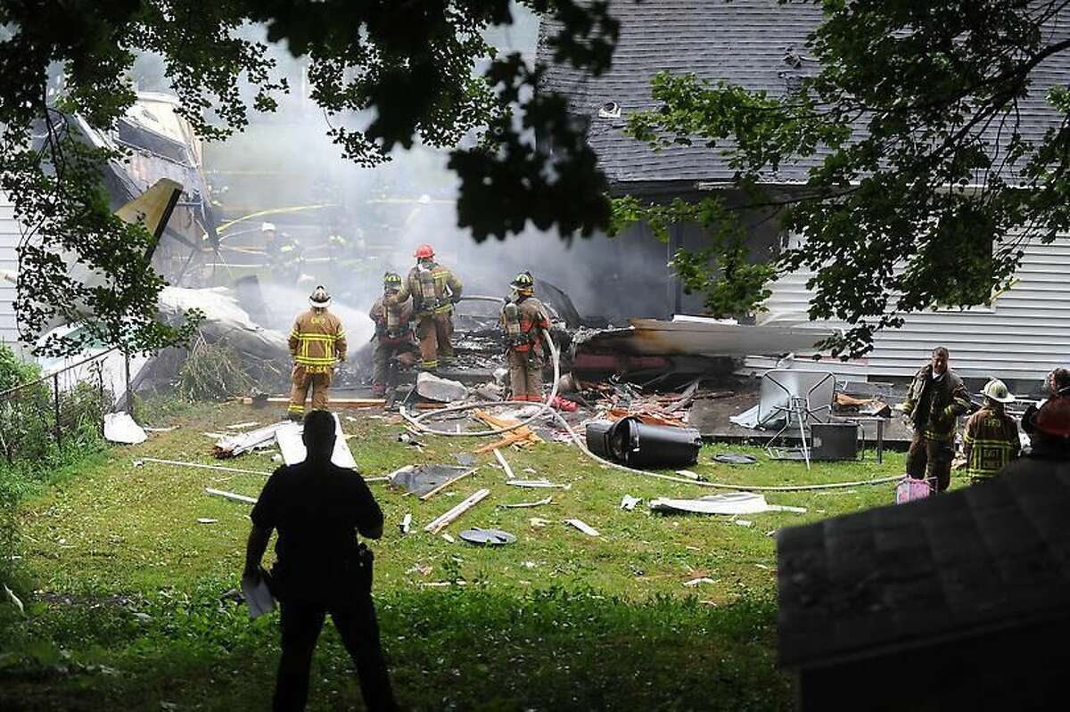 AUDIO Hear 911 calls reporting East Haven plane crash