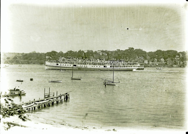 Days of Yore: The Long Island Sound steamer 'Richard Peck