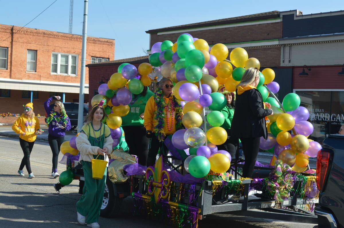 Granite City shows up in style for first Mardi Gras