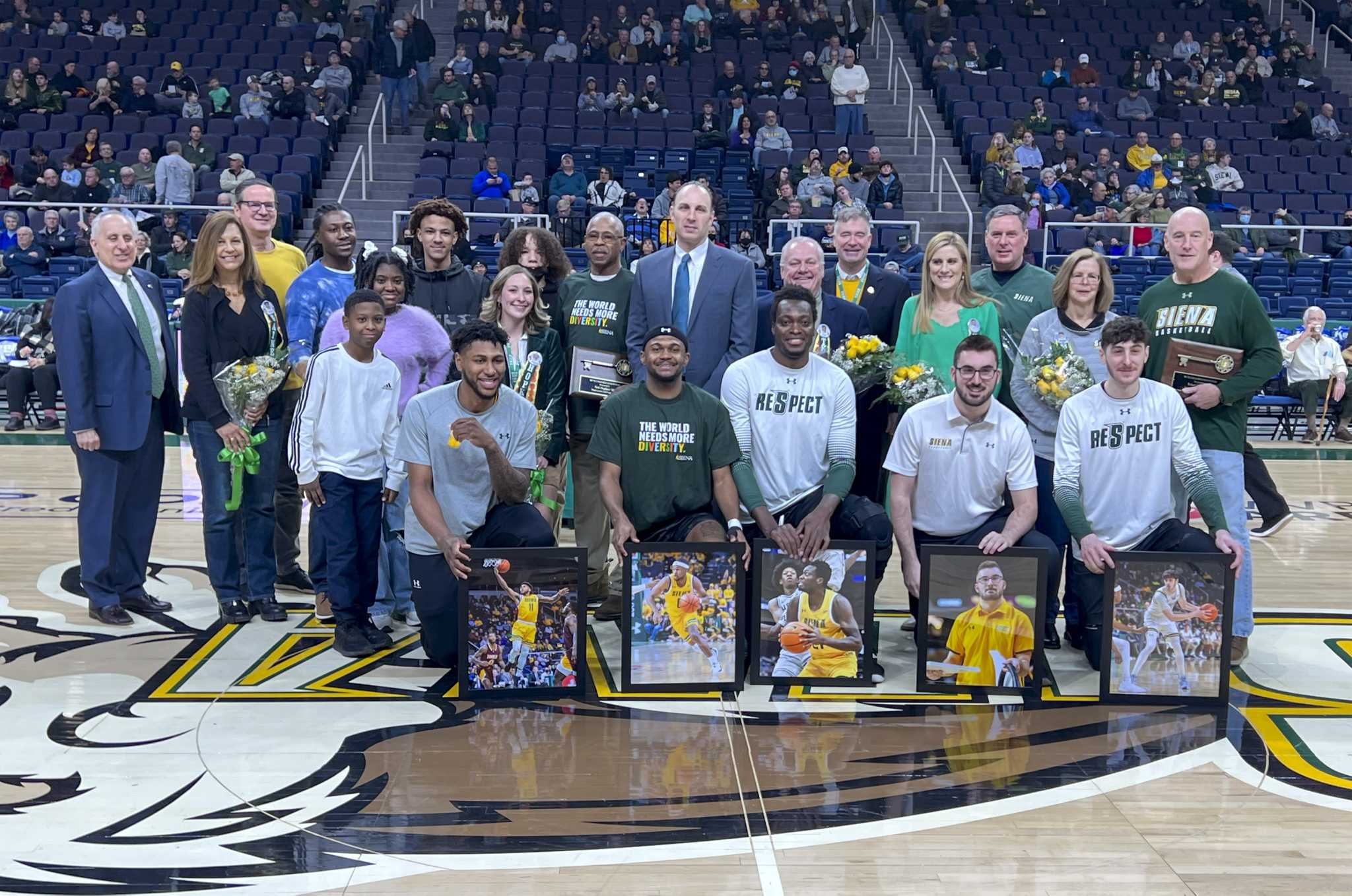 Siena Men's Basketball Downs Monmouth On Senior Day