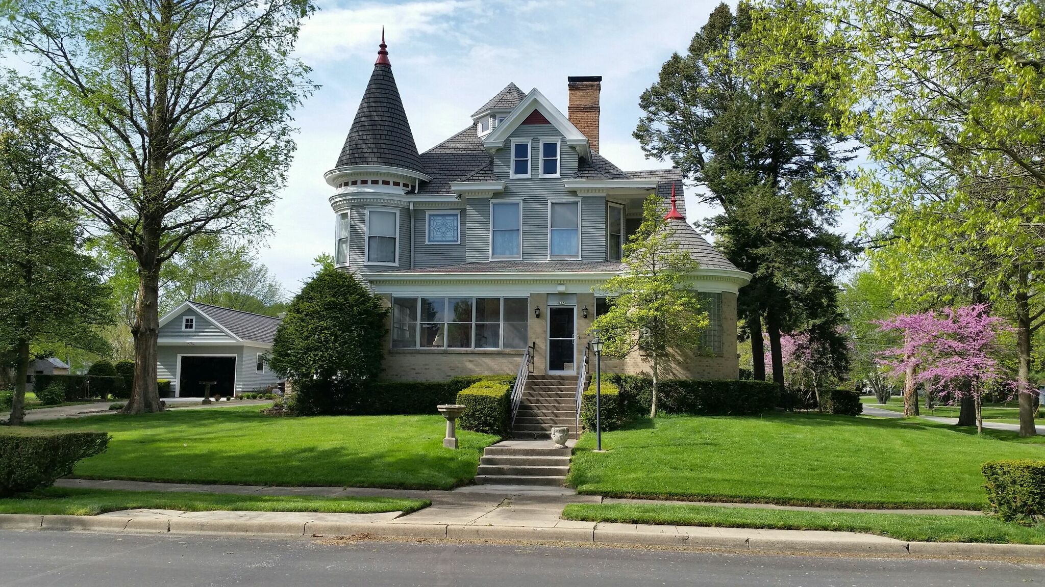 See inside historic Ashland mansion listed at 270,000