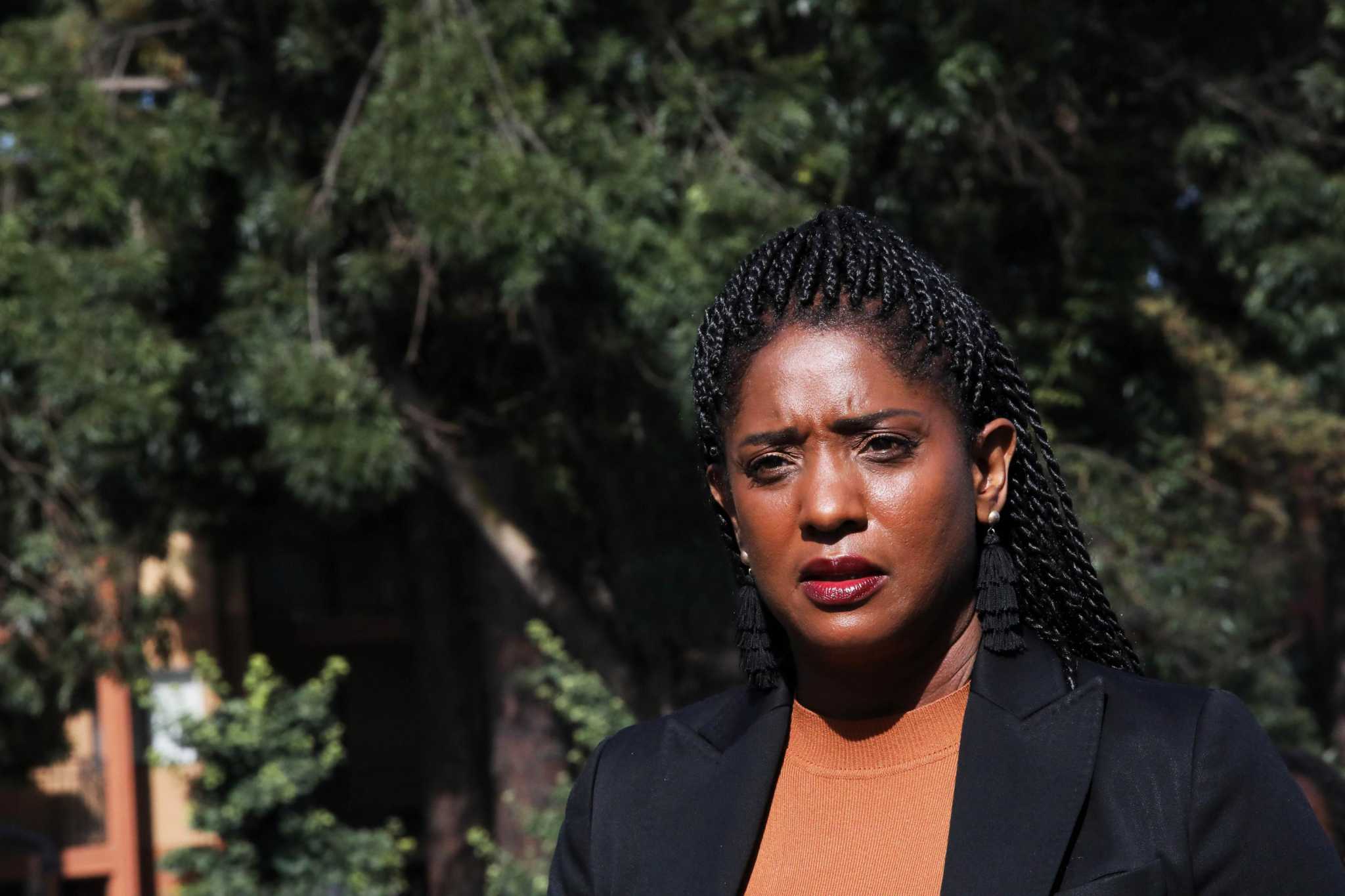 Third Oakland council member formally announces run for mayor - Vimarsana News