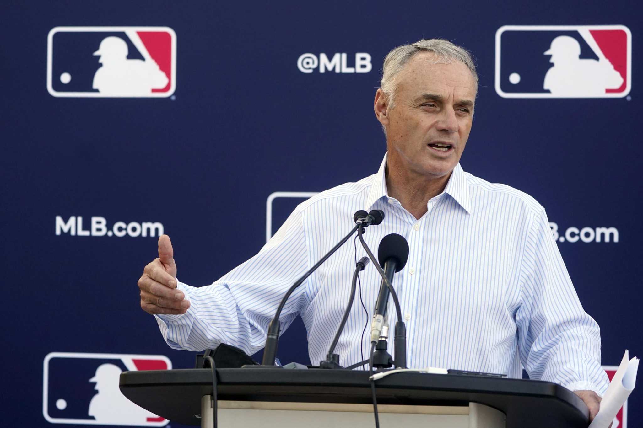 MLB News: MLB Labor Talks: League open to pre-arbitration bonus