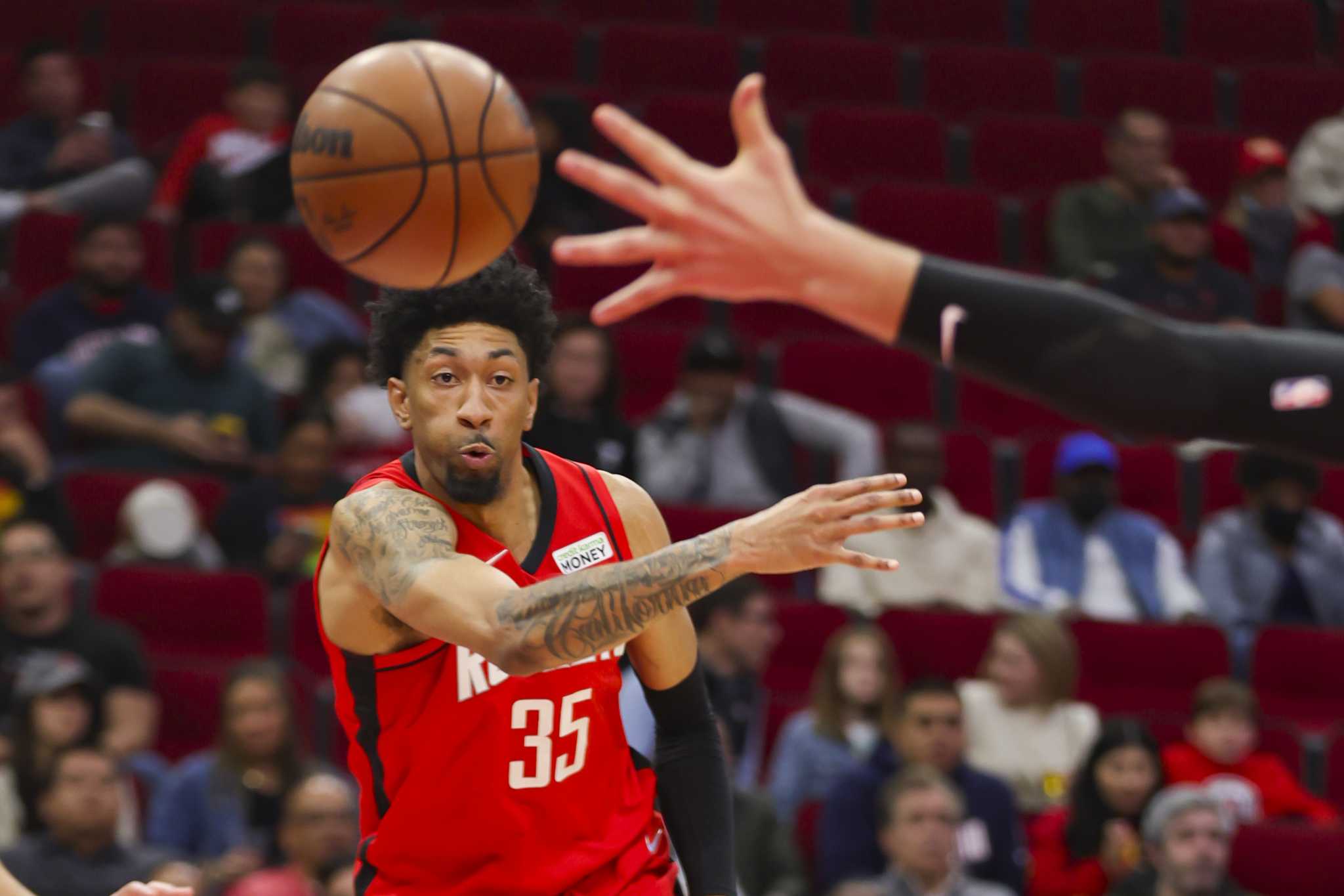 Rockets’ Christian Wood expected to return from illness vs. Pelicans