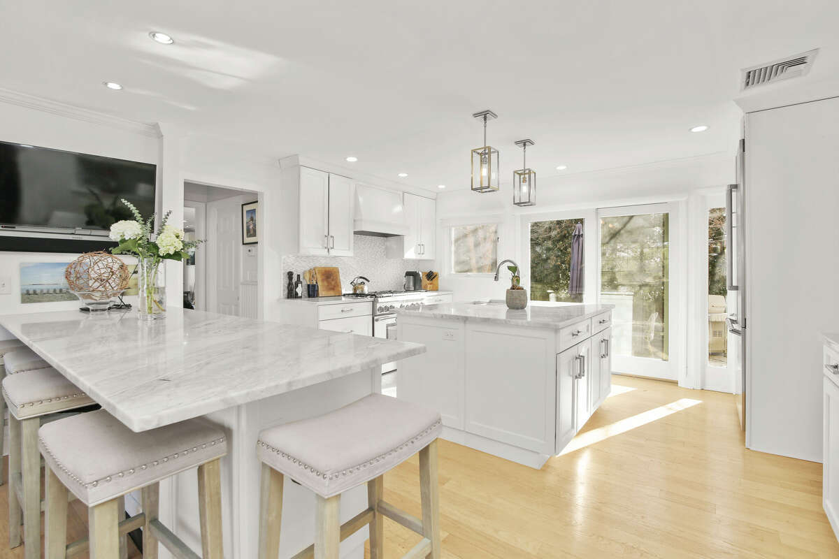 Westport home on Saugatuck Island listed for nearly 1.6M Connecticut