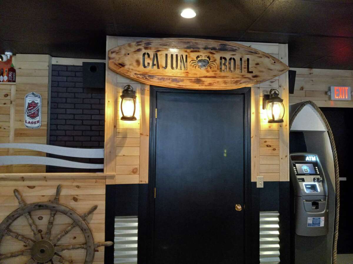 New Cajun Boil restaurant in Torrington offering unique seafood options