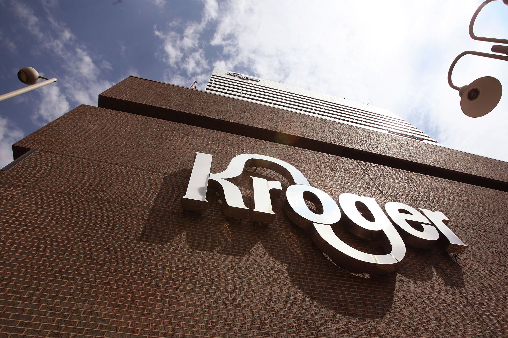 Kroger returns to San Antonio as a delivery service and will open a local  hub