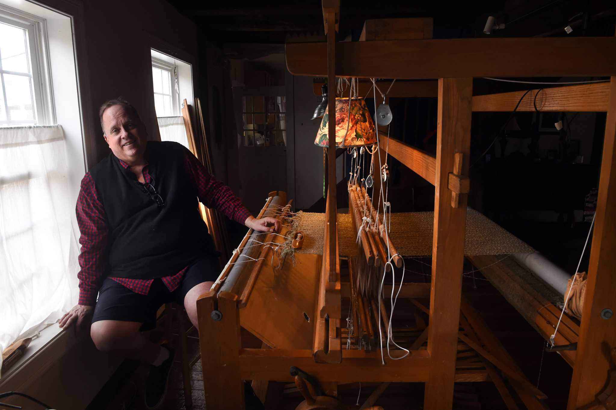 This Branford artist once worked in a high-tech industry. Now he uses a loom designed 400 years ago
