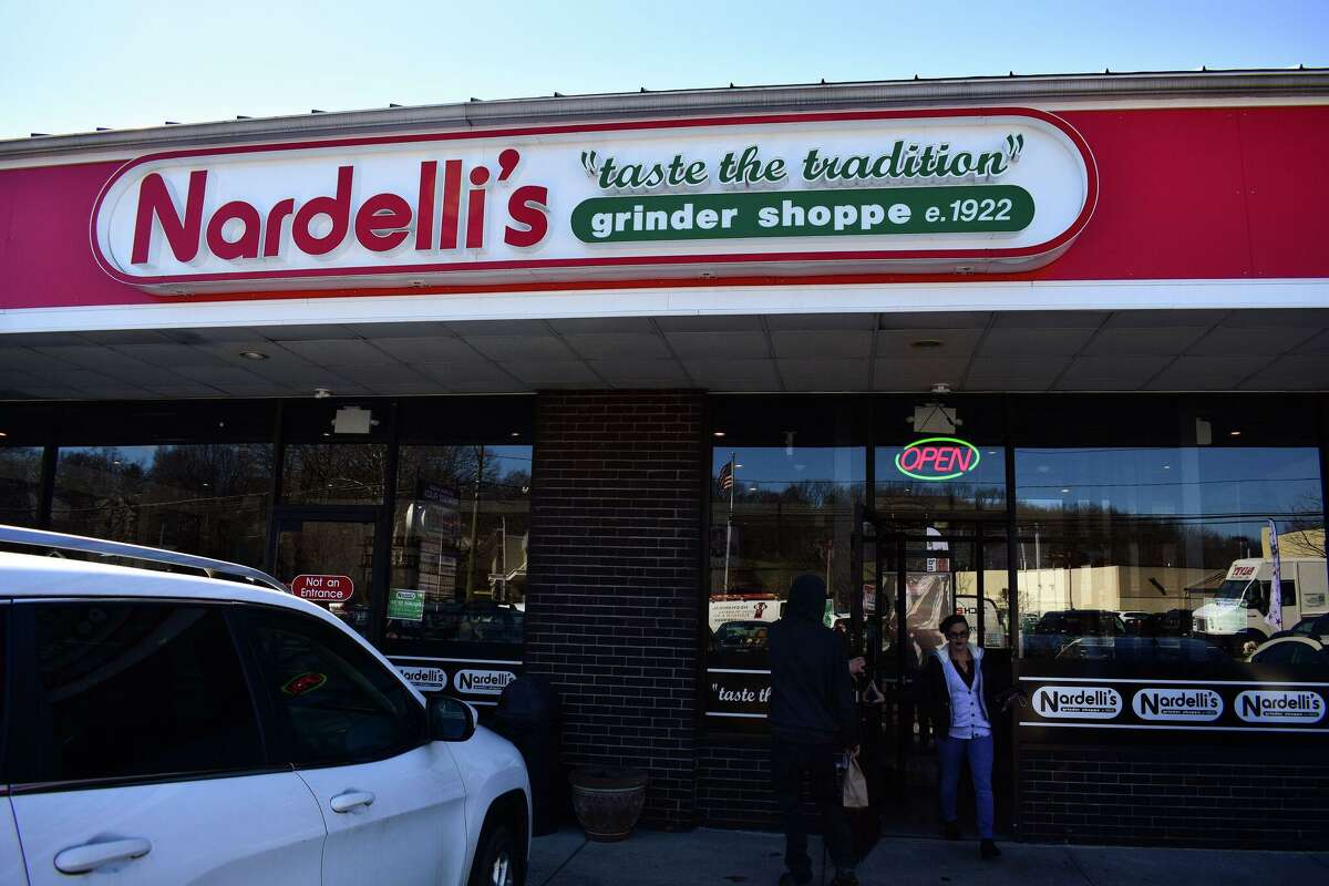 Nardelli's Grinder Shoppe opens East Lyme location, with Enfield to co