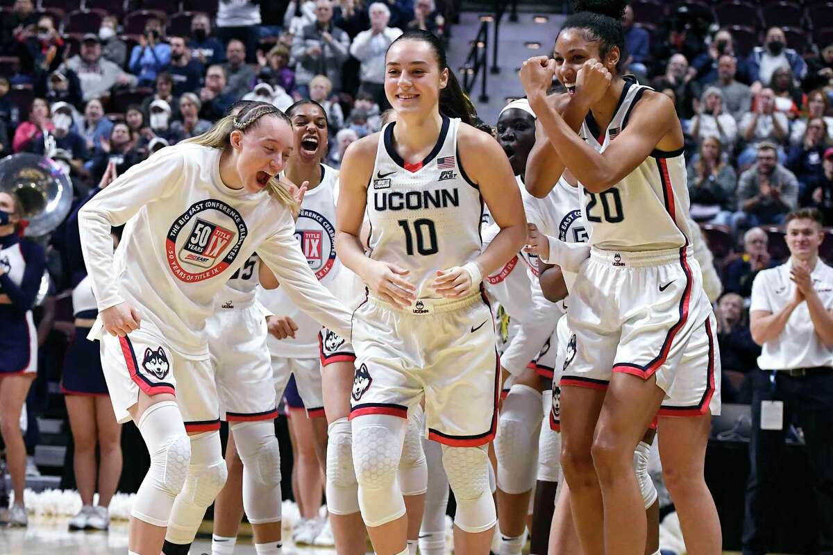 UConn women’s basketball’s Nika Mühl will have expanded role without ...