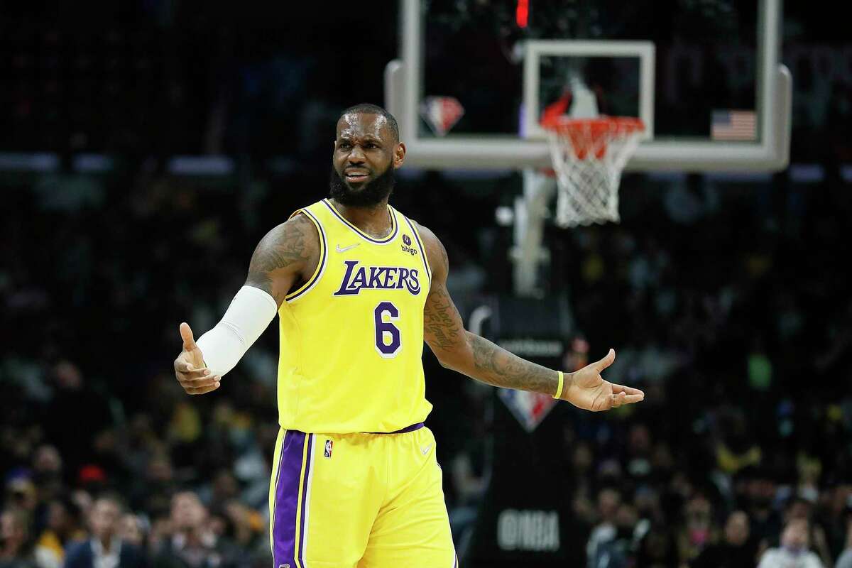 The Los Angeles Lakers' LeBron James (6) shows dissatisfaction with a referee's ruling late in a game against the Los Angeles Clippers at crypto.Com Arena on March 3, 2022, in Los Angeles. (Robert Gauthier/Los Angeles Times/TNS)