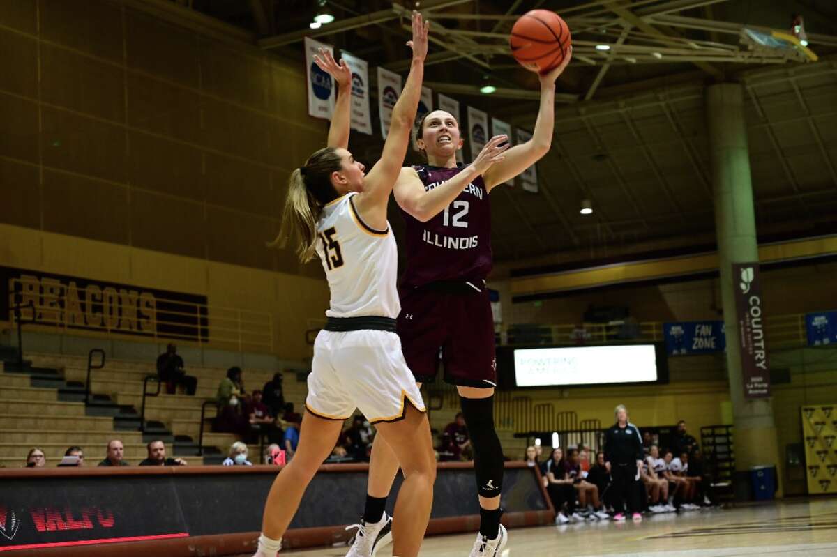 SIU guard Makenzie Silvey goes up for a contested shot during Saturday's road game against Valpo.