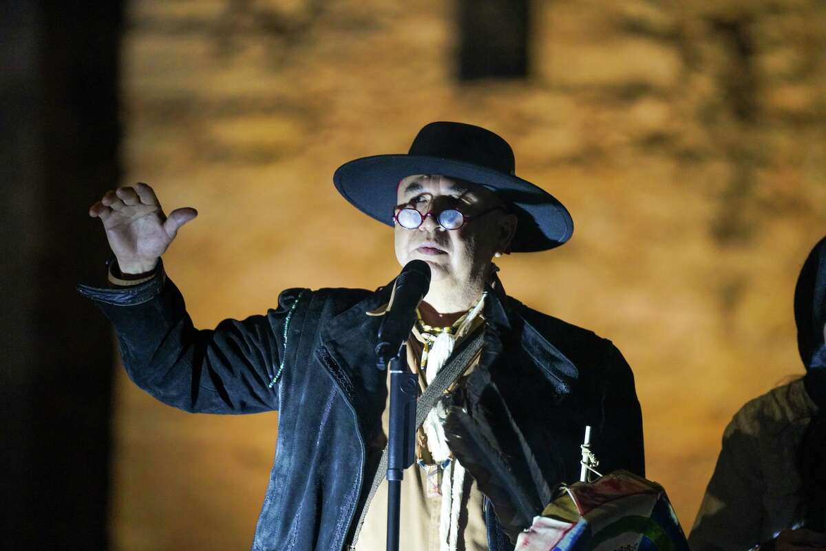Rick Reyes says a prayer during the annual "Dawn at the Alamo" ceremony Sunday to commemorate the March 6, 1836 battle.