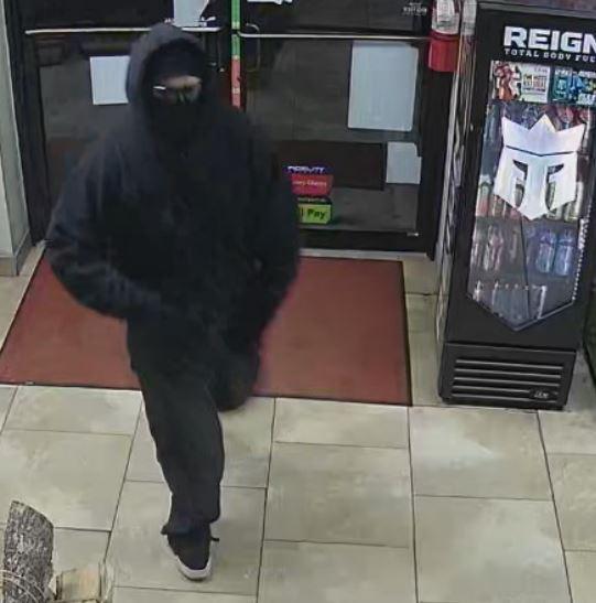 Suspect sought in Magnolia convenience store robbery