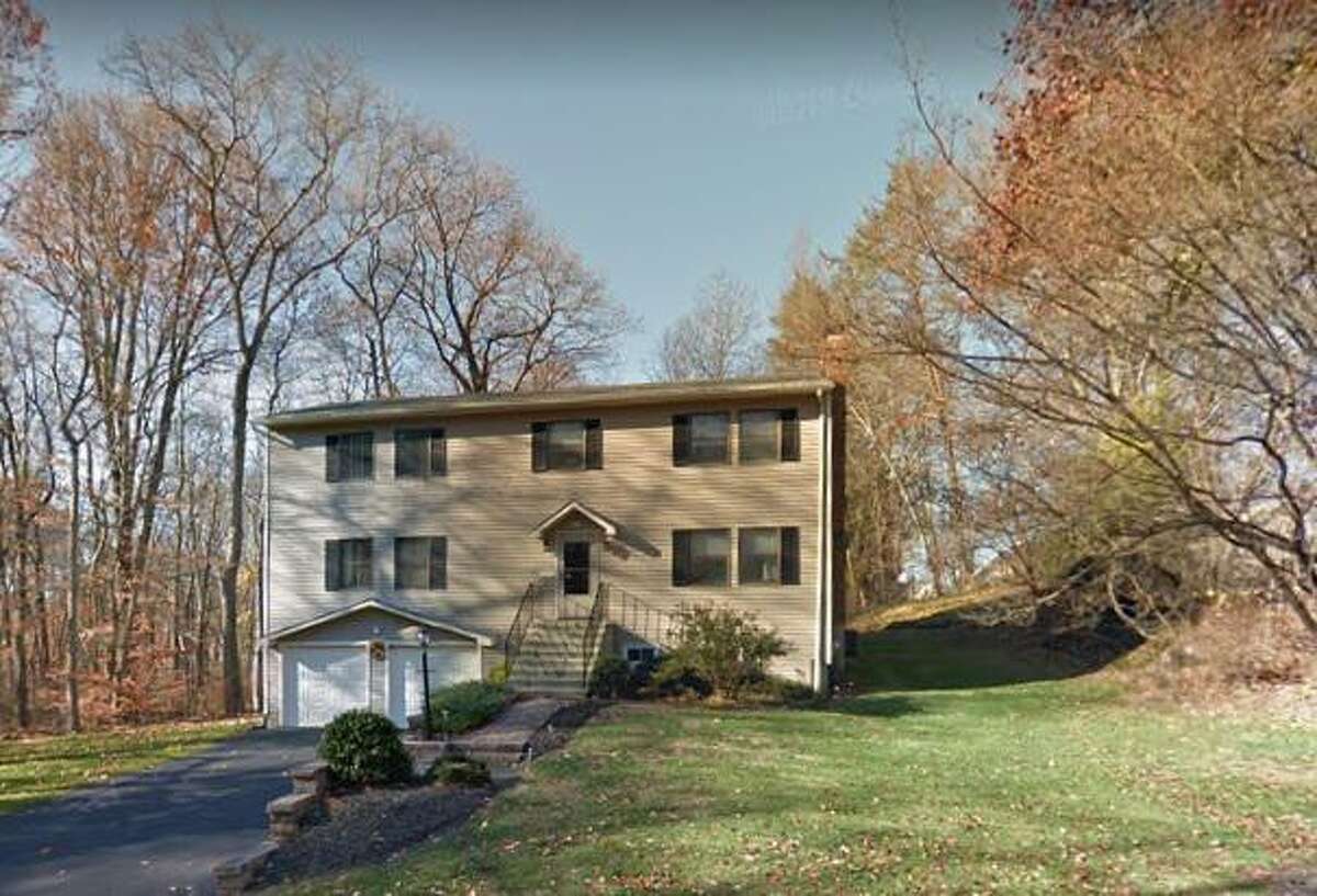 Property transfers in Trumbull