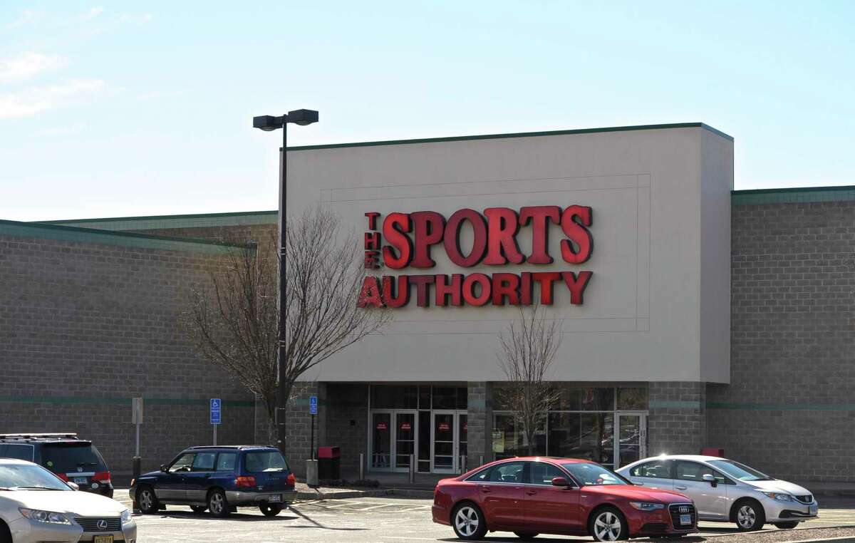 Plans for InfinityNissan dealer near Danbury airport latest sign that highend auto niche is