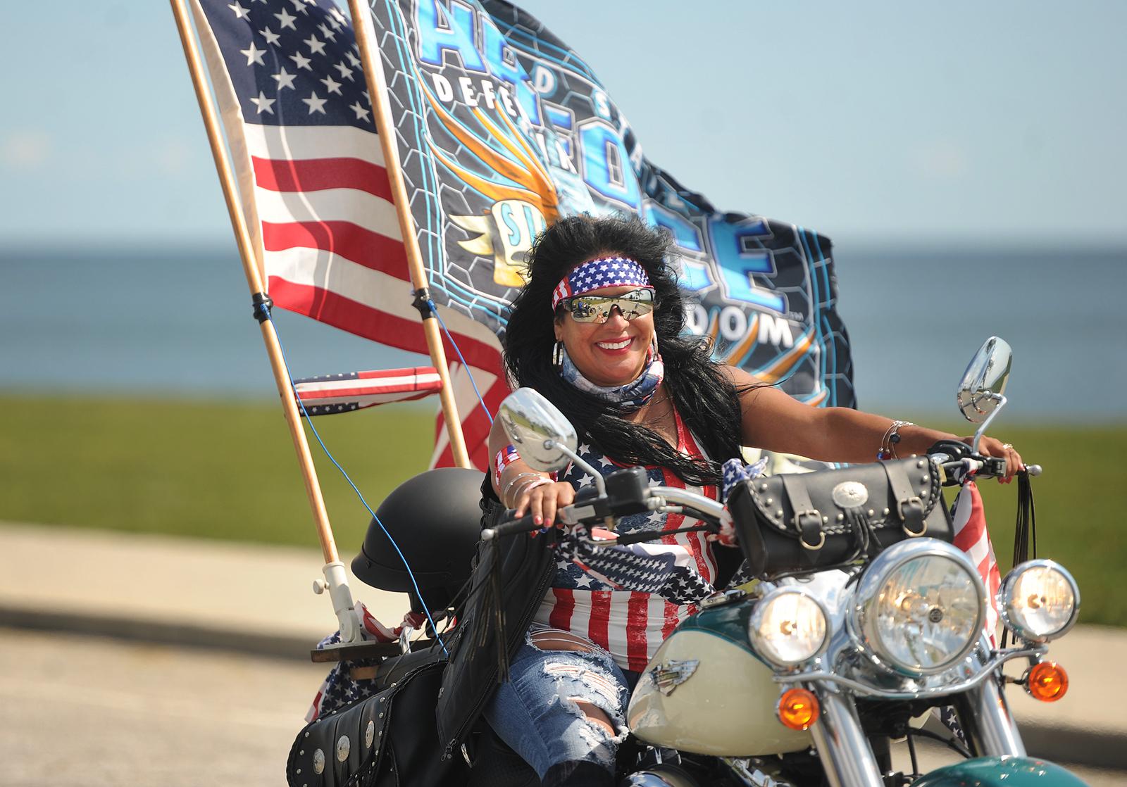 CT motorcyclists fight helmet law proposal - Vimarsana News