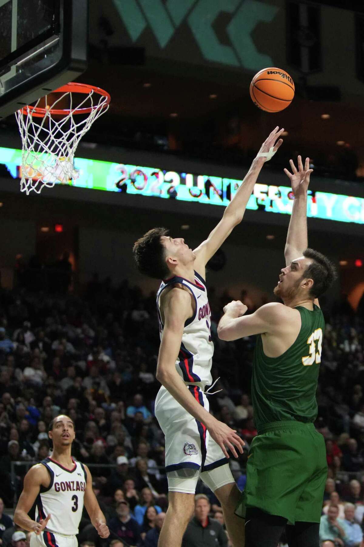 LAS VEGAS, NEVADA - MARCH 07: Chet Holmgren #34 of the Gonzaga Bulldogs gets the block on a shot attempt by Volodymyr Markovetskyy #33 of the San Francisco Dons during a semifinal game of the West Coast Conference basketball tournament at the Orleans Arena on March 07, 2022 in Las Vegas, Nevada. (Photo by Joe Buglewicz/Getty Images)