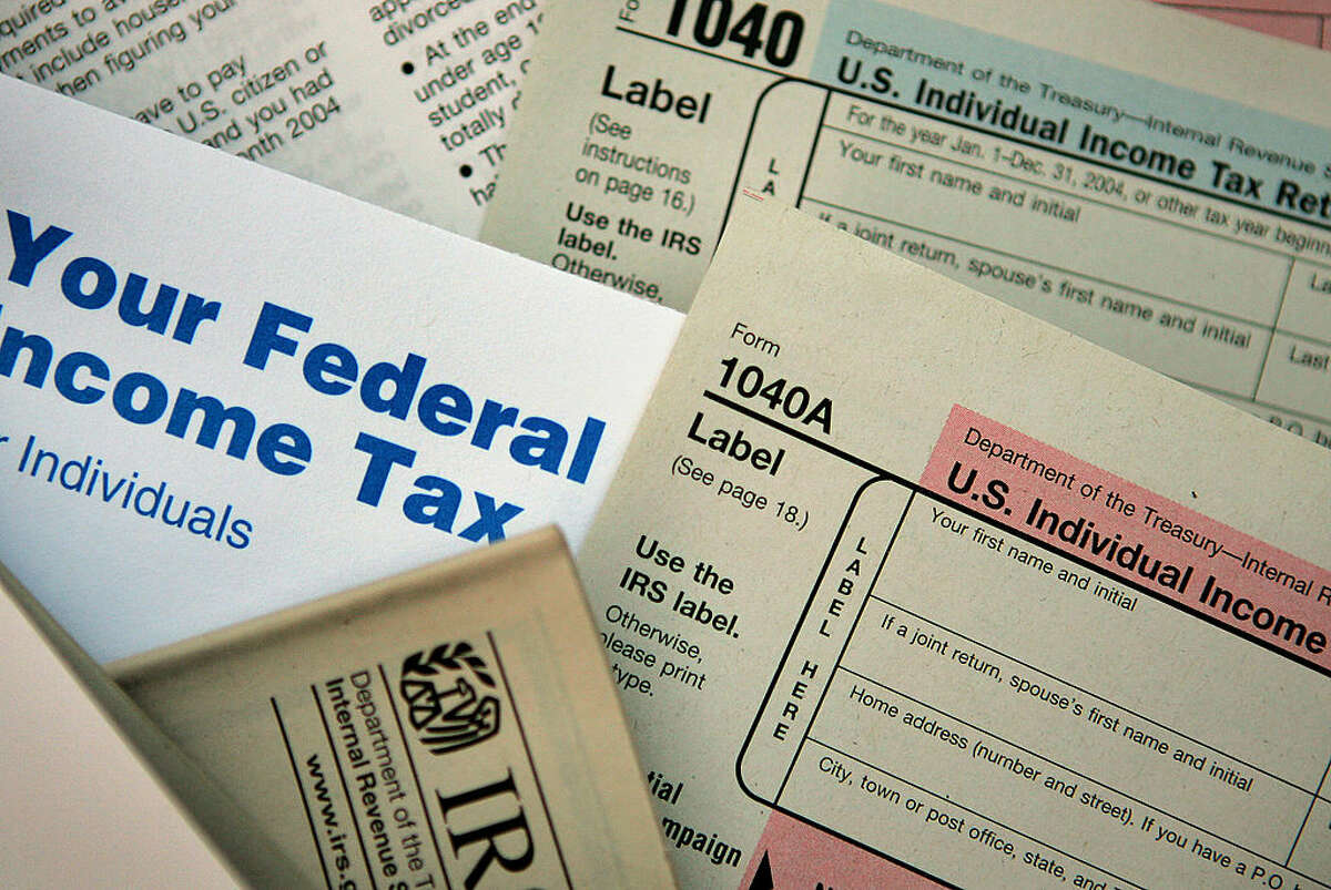Federal tax forms are distributed at the offices of the Internal Revenue Service November 1, 2005 in Chicago. (Photo Illustration by Scott Olson/Getty Images)